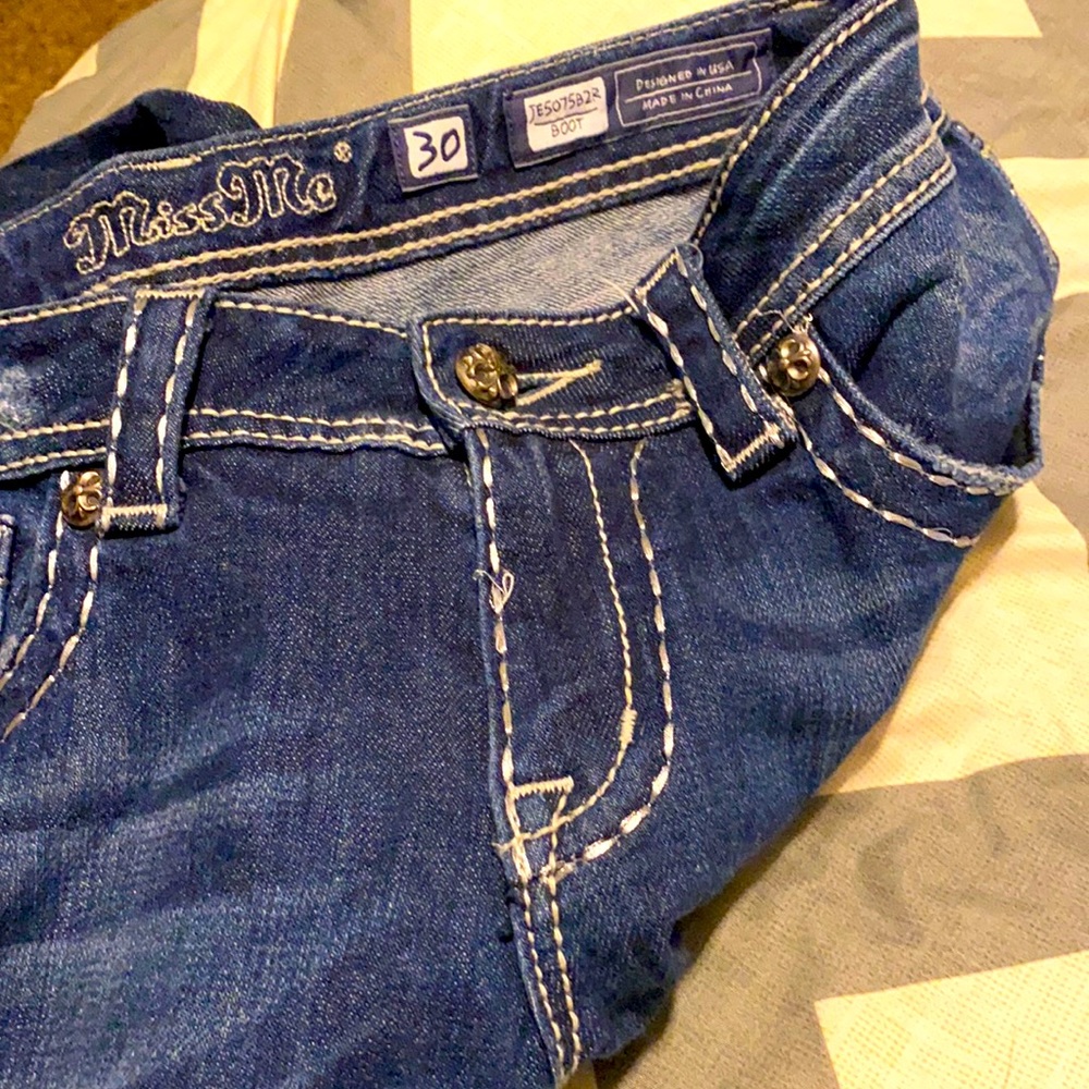 Miss Me used lightly , boot leg size 30